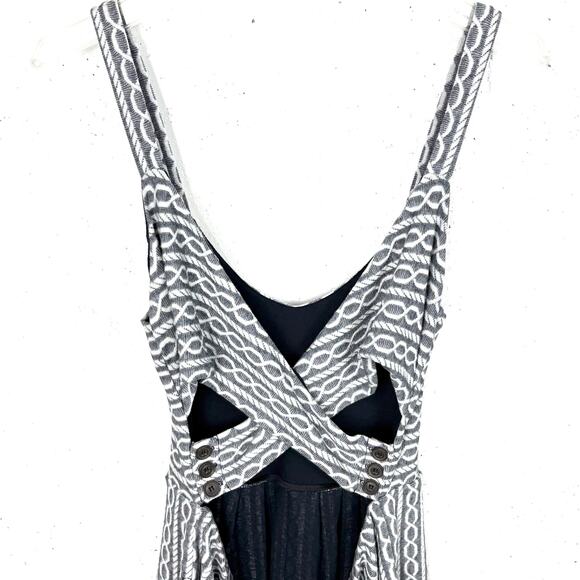 Anthropologie 9-H15 STCL Geometric Mini Dress Open Back Button Detail Gray Large - Picture 9 of 10